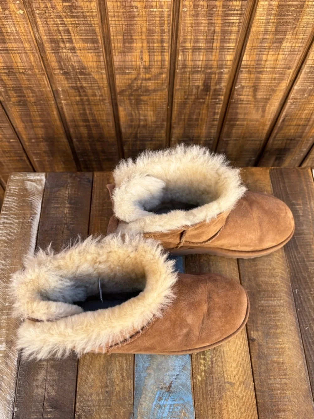 UGG Kandice Chestnut Bow Back Boots